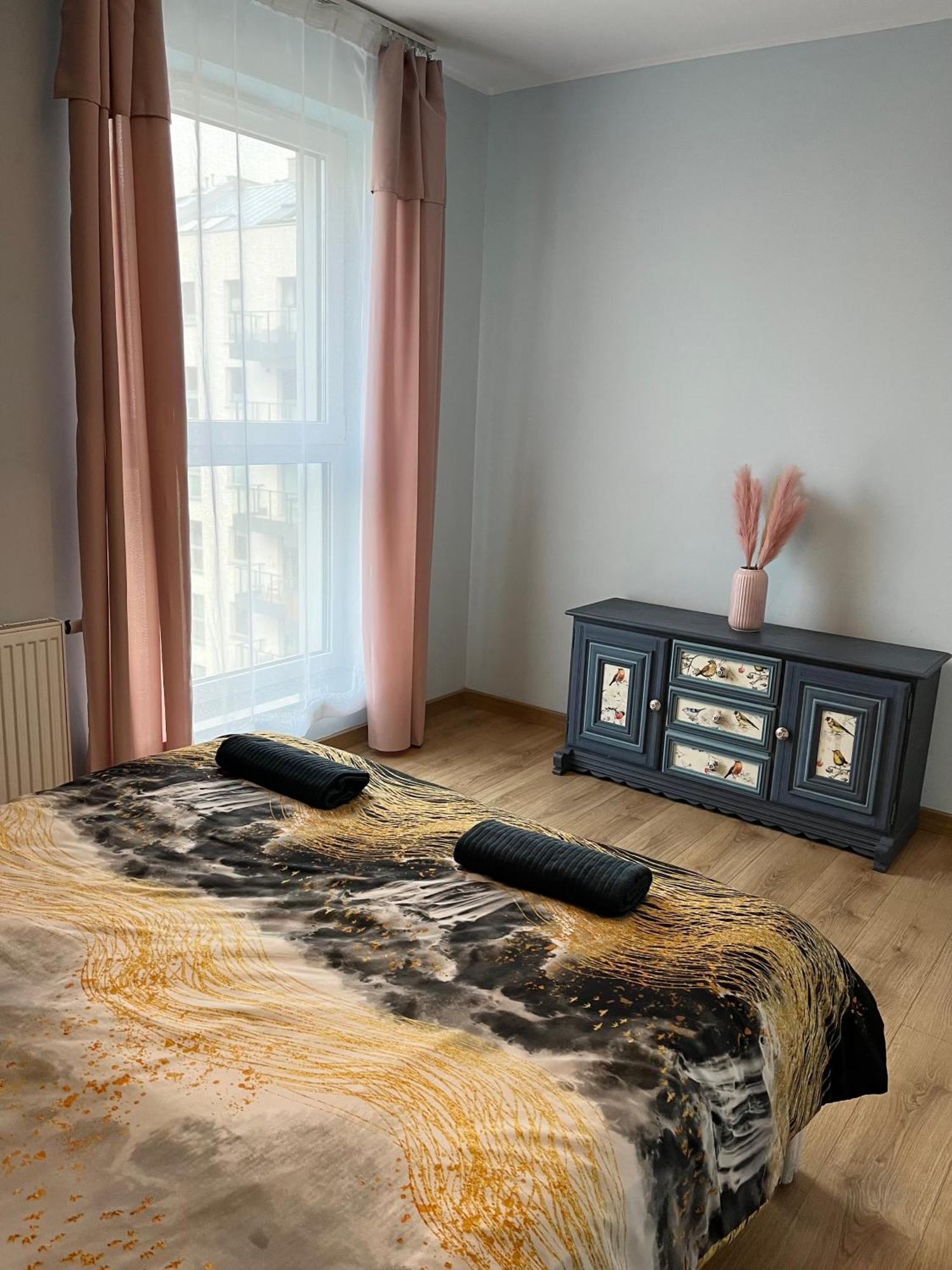 Oldtown Retro Apartment By Marina With Balcony For 6 People Gdaňsk Exteriér fotografie